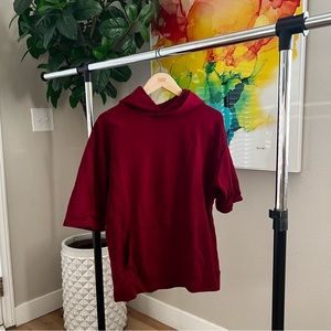 Short sleeve sweater